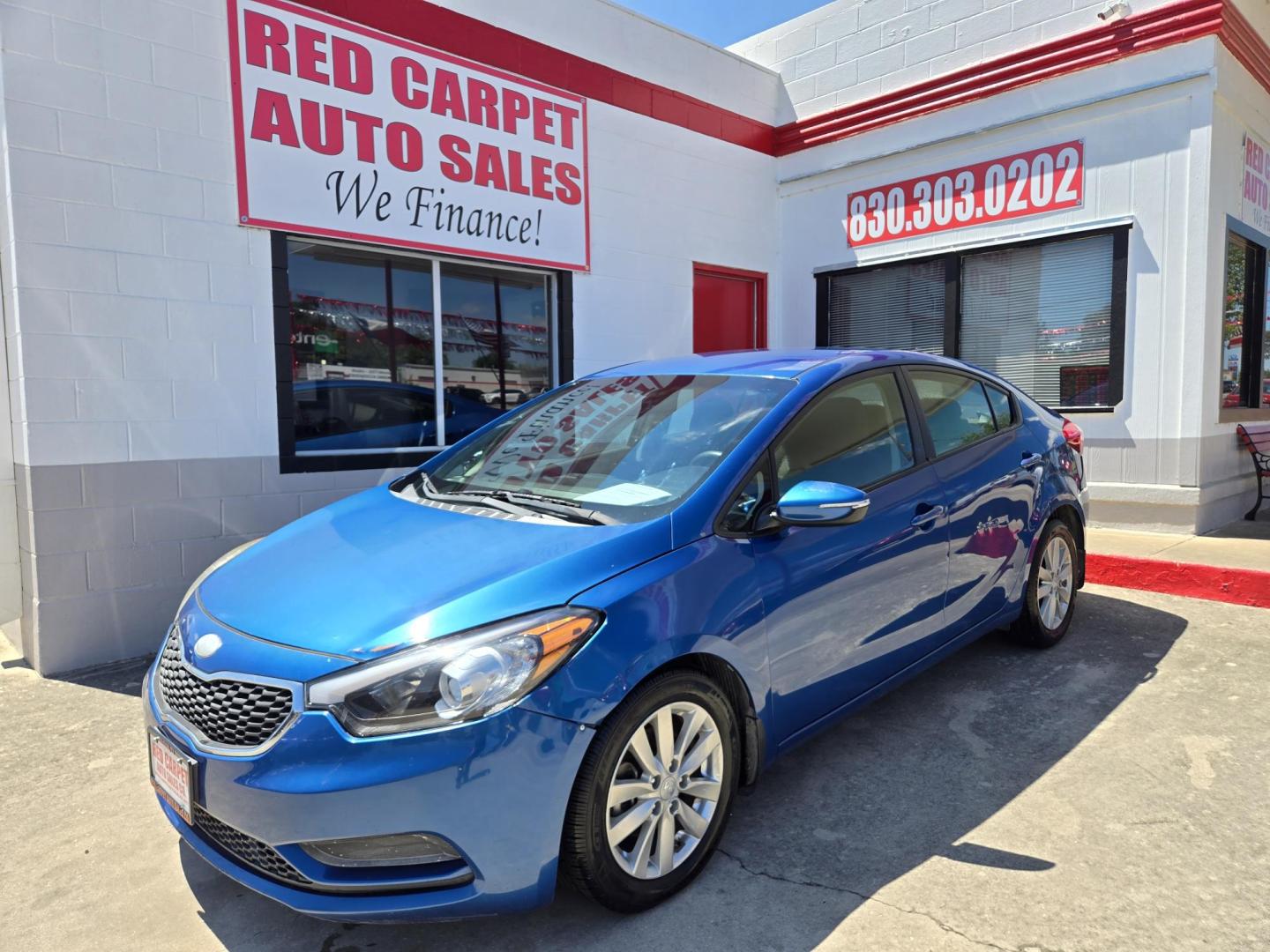 2014 Blue /Gray Kia Forte EX (KNAFX4A60E5) with an 1.8L L4 DOHC 16V engine, 6-Speed Automatic transmission, located at 503 West Court, Seguin, TX, 78155, (830) 379-3373, 29.568621, -97.969803 - Photo#0