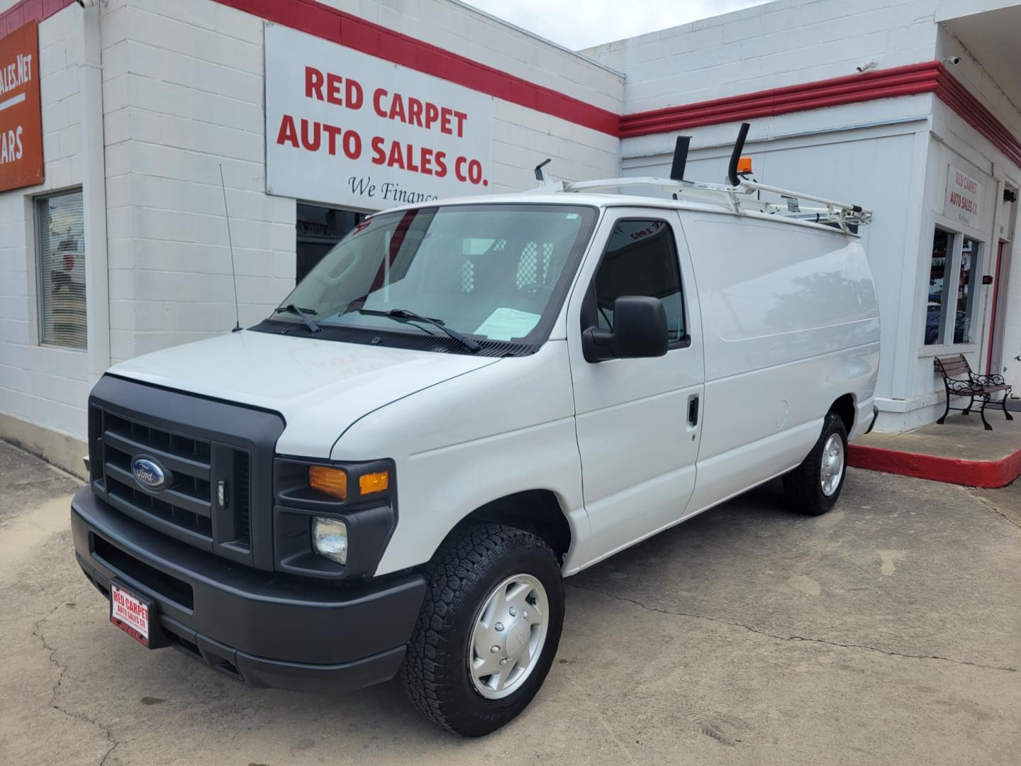 2014 WHITE /GRAY Ford E-Series Van E-150 (1FTNE1EWXED) with an 4.6L V8 SOHC 16V engine, 4-Speed Automatic transmission, located at 503 West Court, Seguin, TX, 78155, (830) 379-3373, 29.568621, -97.969803 - 2014 Ford E-Series Van E-150 with a 4.6L V8 SOHC 16V, Automatic, Tilt, AM/FM/AUX Stereo, Power Windows and Locks, Rear Shelving, Ladder Rack, Strobe Light and More!! - Photo#0