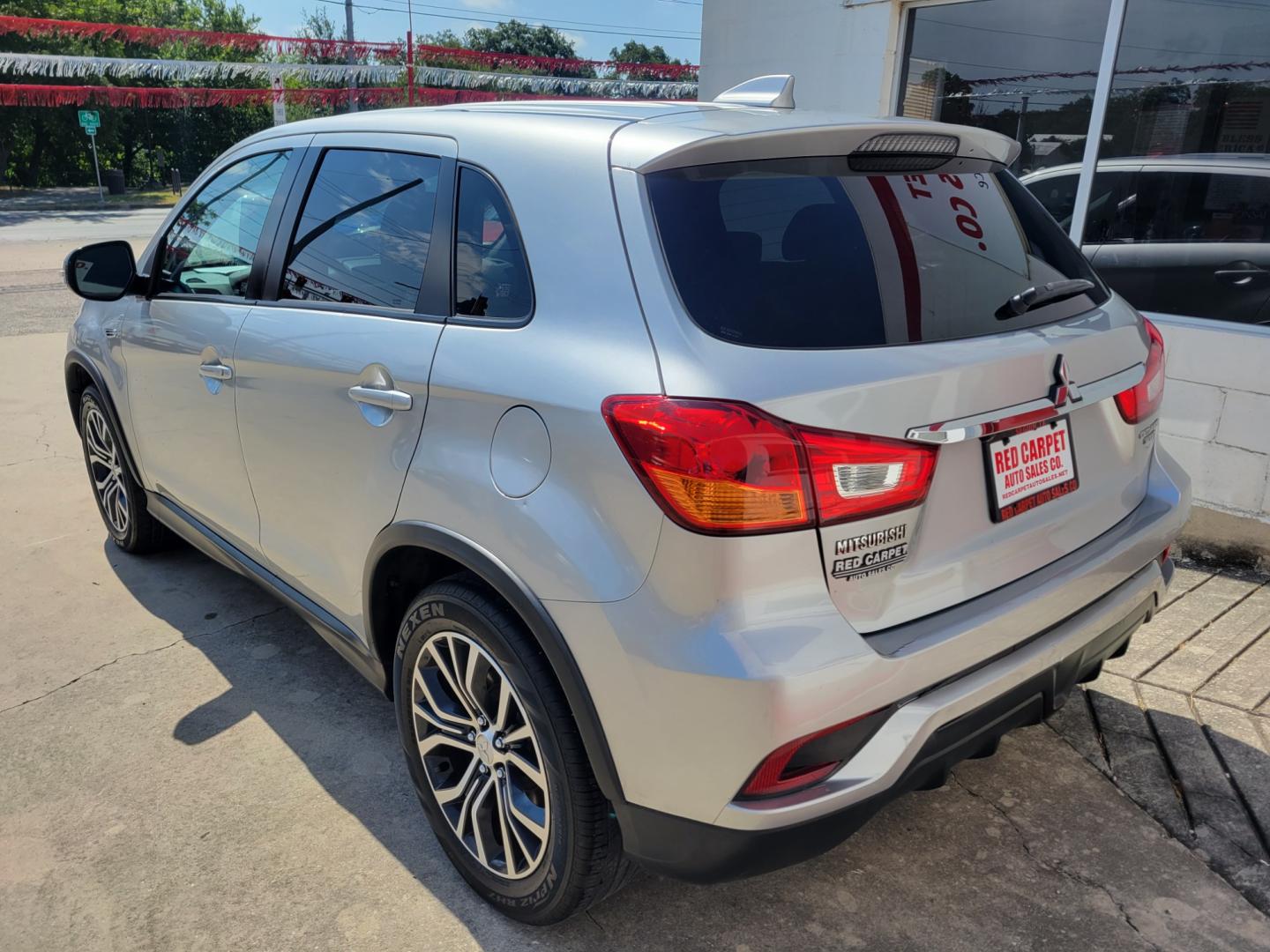 2019 SILVER /BLACK Mitsubishi Outlander Sport 2.0 ES 5M (JA4AP3AU6KU) with an 2.0L L4 DOHC 16V engine, Automatic transmission, located at 503 West Court, Seguin, TX, 78155, (830) 379-3373, 29.568621, -97.969803 - 2019 Mitsubishi Outlander Sport ES with a 2.0L L4 DOHC 16V, Automatic, Tilt, Cruise, AM/FM Touchscreen Stereo, Power Windows, Locks and Side Mirrors, Bluetooth, Backup Camera, Alloy Wheels, Rear Wiper, Rear Defroster and more!! - Photo#3