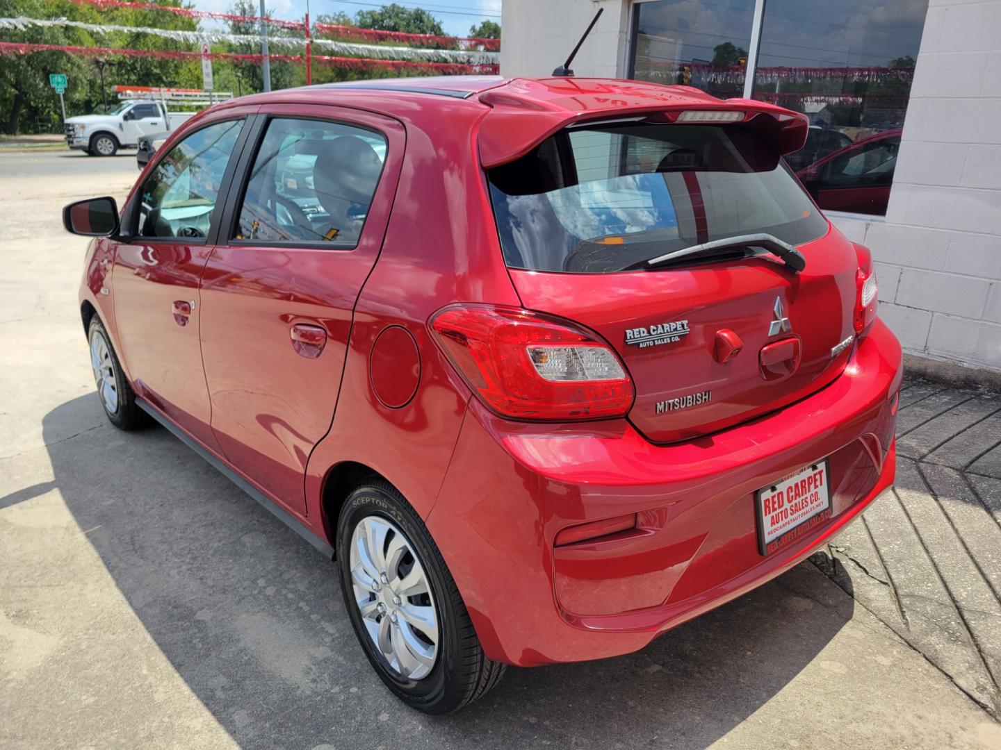 2018 Red /BLACK Mitsubishi Mirage ES 5M (ML32A3HJ9JH) with an 1.2L L3 DOHC engine, Automatic transmission, located at 503 West Court, Seguin, TX, 78155, (830) 379-3373, 29.568621, -97.969803 - Photo#3