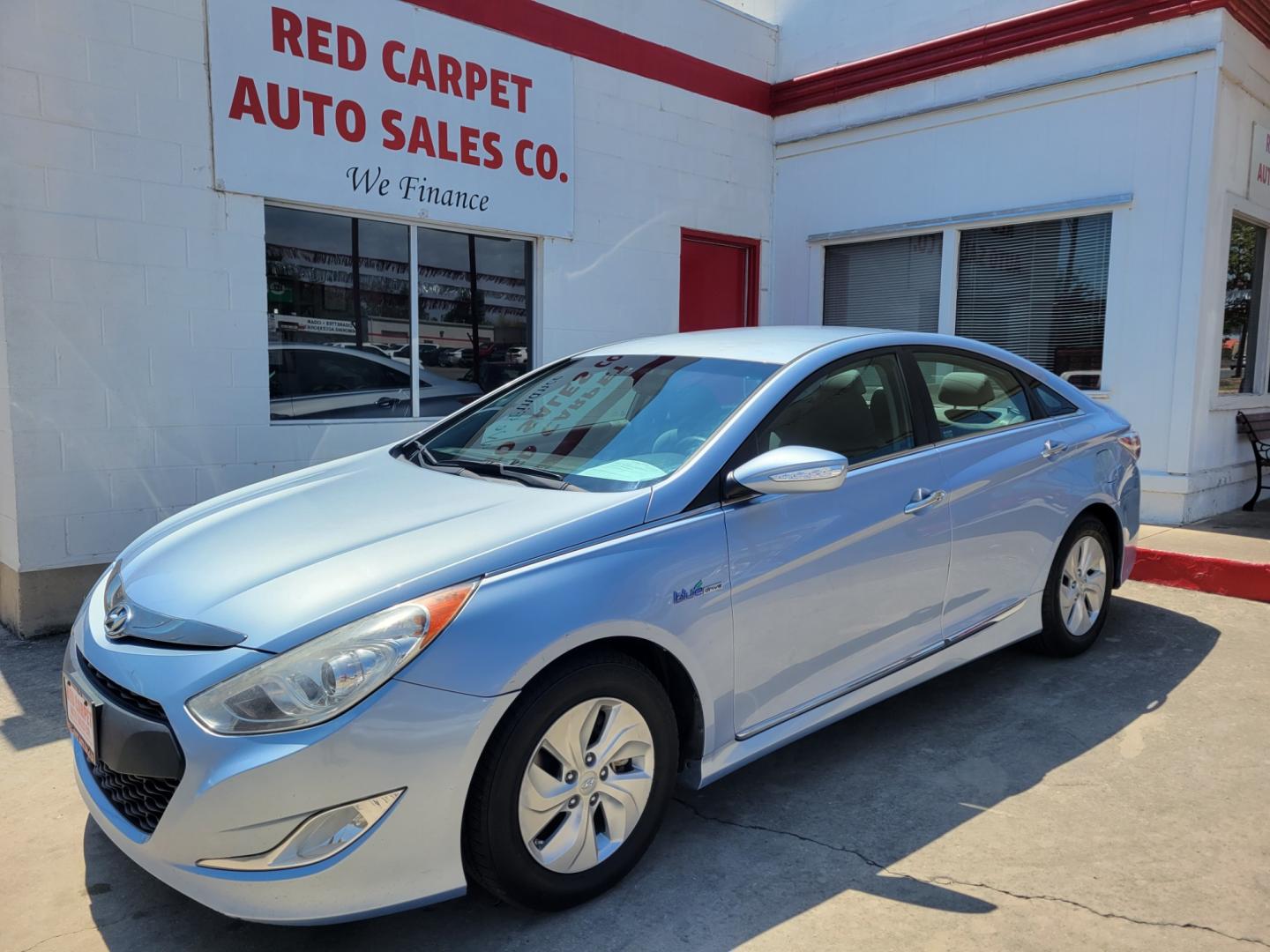 2015 Blue /BLACK Hyundai Sonata Hybrid Sedan (KMHEC4A41FA) with an 2.4L L4 DOHC 16V HYBRID engine, 6-Speed Automatic transmission, located at 503 West Court, Seguin, TX, 78155, (830) 379-3373, 29.568621, -97.969803 - 2015 Hyundai Sonata Hybrid Sedan with a 2.4L L4 DOHC 16V HYBRID, Automatic, Tilt, Cruise, AM/FM/CD/AUX Stereo, Power Windows, Locks and Side Mirrors, Bluetooth, Dual Climate Control, Heated Seats, Backup Camera, Alloy Wheels, Rear Defroster and more!! - Photo#0