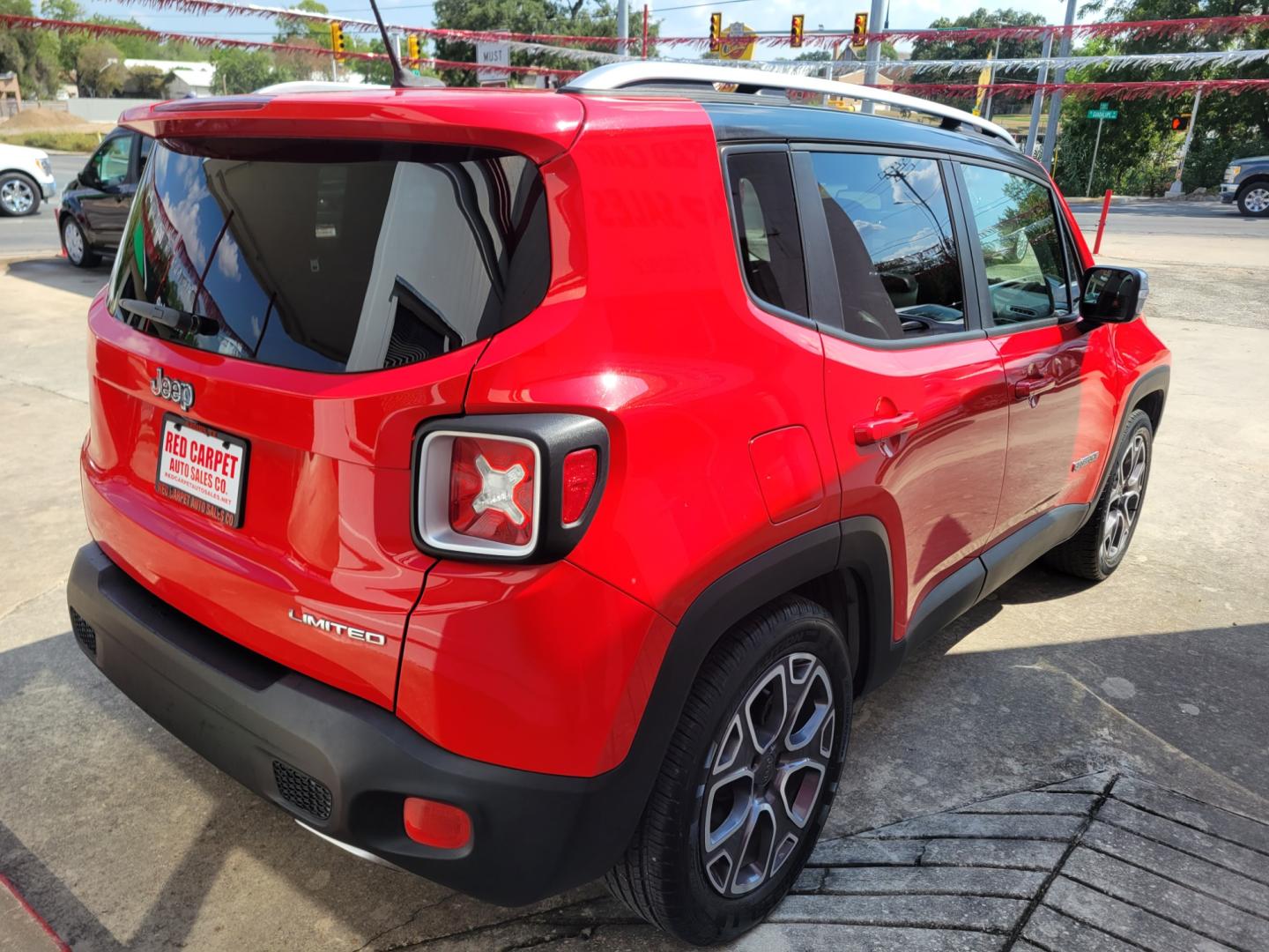 2015 Red /BLACK Jeep Renegade Limited FWD (ZACCJADT6FP) with an 2.4L L4 engine, 9-Speed Automatic transmission, located at 503 West Court, Seguin, TX, 78155, (830) 379-3373, 29.568621, -97.969803 - 2015 Jeep Renegade Limited FWD with a 2.4L L4, Automatic, Tilt, Cruise, AM/FM Touchscreen Stereo, Power Windows, Locks, Seat and Side Mirrors, Bluetooth, Leather Seats, Heated Seats, Heated Steering Wheel, Dual Climate Control, Alloy Wheels, Rear Wiper, Rear Defroster and more!! - Photo#2