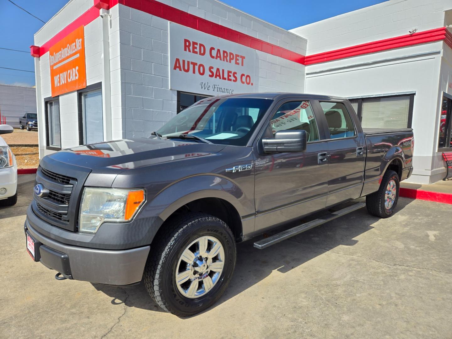 2013 GRAY Ford F-150 (1FTFW1EF0DK) with an 5.0L V8 F DOHC 32V engine, Automatic transmission, located at 503 West Court, Seguin, TX, 78155, (830) 379-3373, 29.568621, -97.969803 - Photo#0