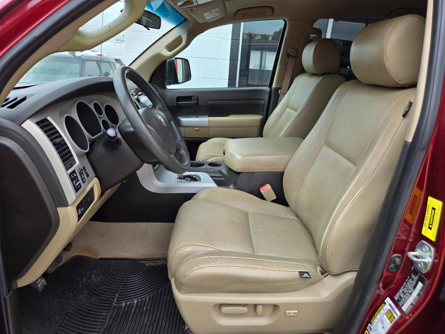 2008 Maroon Toyota Tundra (5TFET54138X) with an 4.7L V8 F DOHC 32V engine, Automatic transmission, located at 503 West Court, Seguin, TX, 78155, (830) 379-3373, 29.568621, -97.969803 - Photo#4