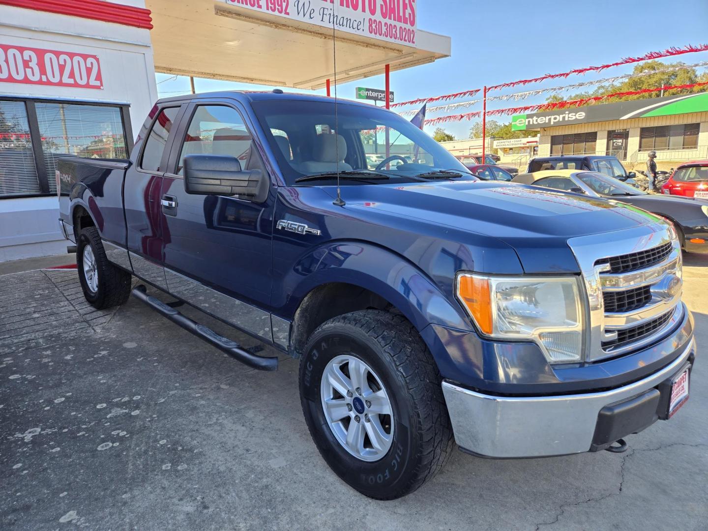 2013 Blue Ford F-150 Lariat SuperCab 6.5-ft. Bed 4WD (1FTFX1EF8DF) with an 5.0L V8 engine, 6-Speed Automatic transmission, located at 503 West Court, Seguin, TX, 78155, (830) 379-3373, 29.568621, -97.969803 - Photo#1