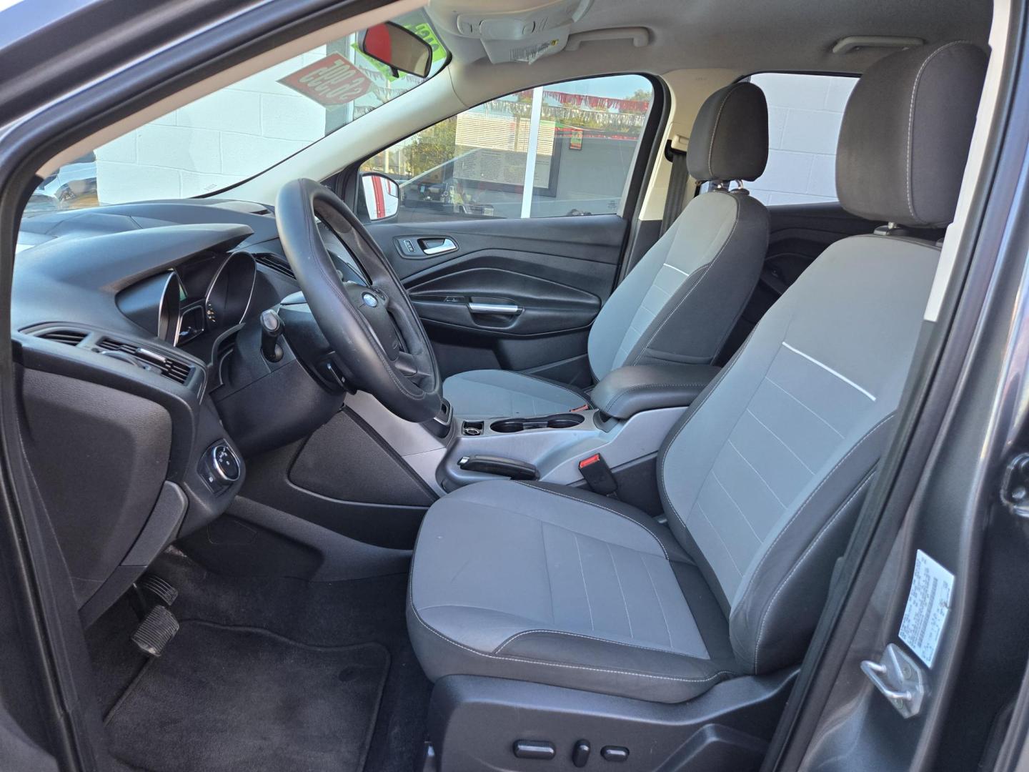 2014 GRAY Ford Escape SE FWD (1FMCU0GX2EU) with an 1.6L L4 DOHC 16V engine, 6-Speed Automatic transmission, located at 503 West Court, Seguin, TX, 78155, (830) 379-3373, 29.568621, -97.969803 - *Cash Special* 2014 Ford Escape SE FWD with a 1.6L L4 DOHC 16V, Automatic, Tilt, Cruise, AM/FM/CD Touchscreen Stereo, Power Windows, Locks, Seat and Side Mirrors, Bluetooth, Dual Climate Control, Rear A/C, Tinted Windows, Backup Camera, Bumper Sensors, Alloy Wheels, Rear Wiper, Rear Defroster and mo - Photo#4