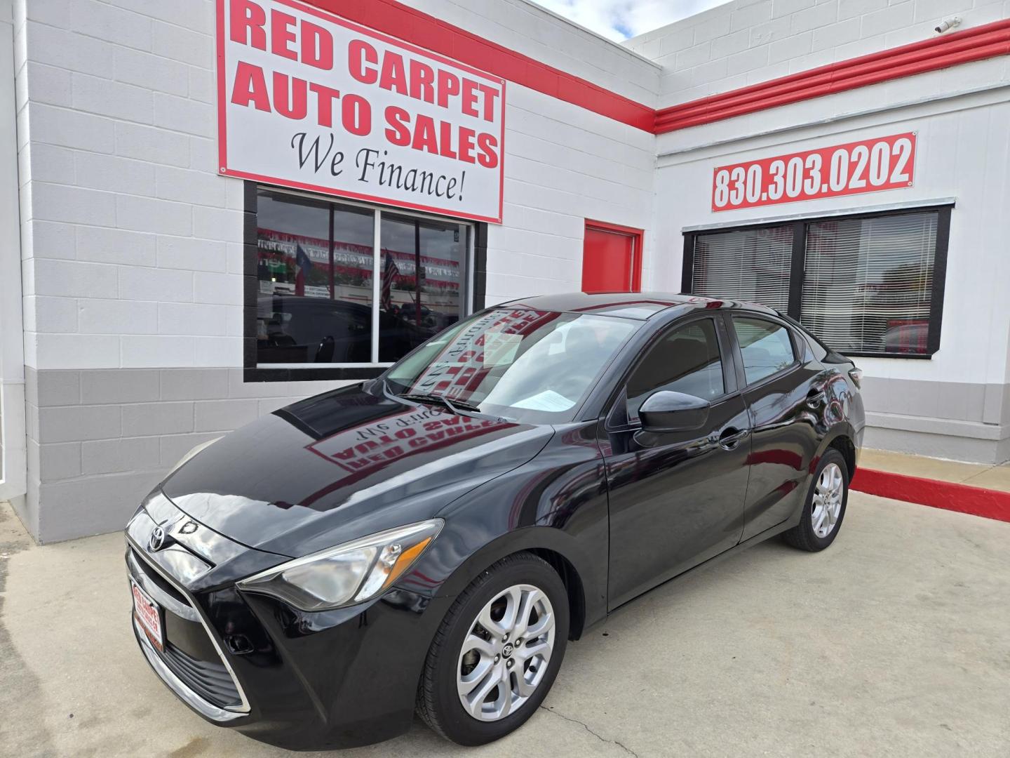 2018 Black Toyota Yaris iA 6A (3MYDLBYV8JY) with an 1.5L L4 DOHC 16V engine, Automatic transmission, located at 503 West Court, Seguin, TX, 78155, (830) 379-3373, 29.568621, -97.969803 - 2018 Toyota Yaris iA with a 1.5L L4 DOHC 16V, Automatic, Tilt, Cruise, AM/FM/AUX Stereo, Power Windows, Locks and Side Mirrors, Bluetooth, Backup Camera, Alloy Wheels, Rear Defroster and more!! - Photo#0