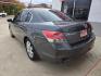 2010 GRAY Honda Accord EX Sedan AT (1HGCP2F72AA) with an 2.4L L4 DOHC 16V engine, 5-Speed Automatic transmission, located at 503 West Court, Seguin, TX, 78155, (830) 379-3373, 29.568621, -97.969803 - 2010 Honda Accord EX Sedan with a 2.4L L4 DOHC 16V, Automatic, Tilt, Cruise, AM/FM/CD/AUX Stereo, Power Windows, Locks, Seat and Side Mirrors, Alloy Wheels, Power Sun Roof, and more!! - Photo#3