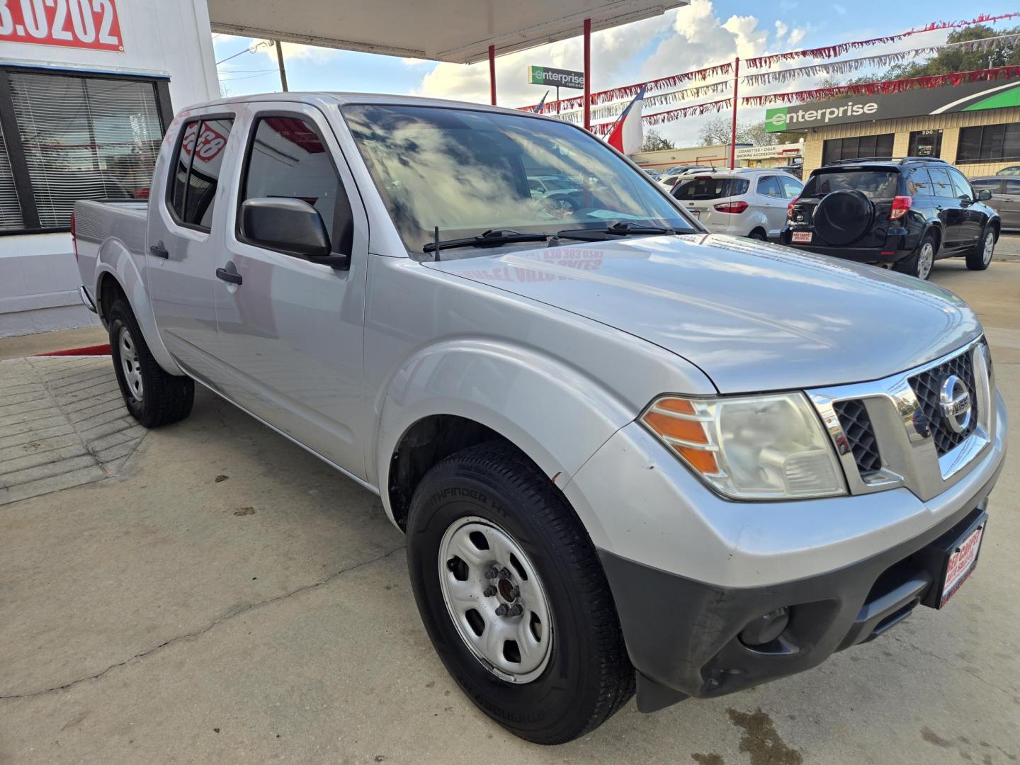 2012 Nissan Frontier S photo 8