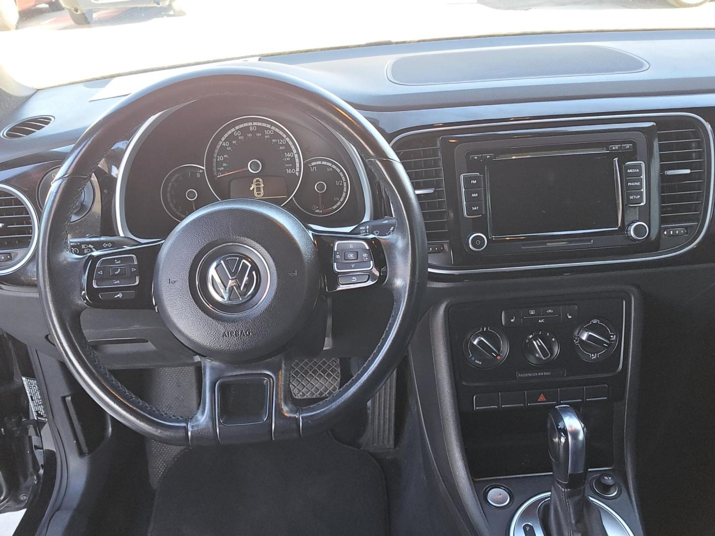 2014 Volkswagen Beetle 1.8 photo 21