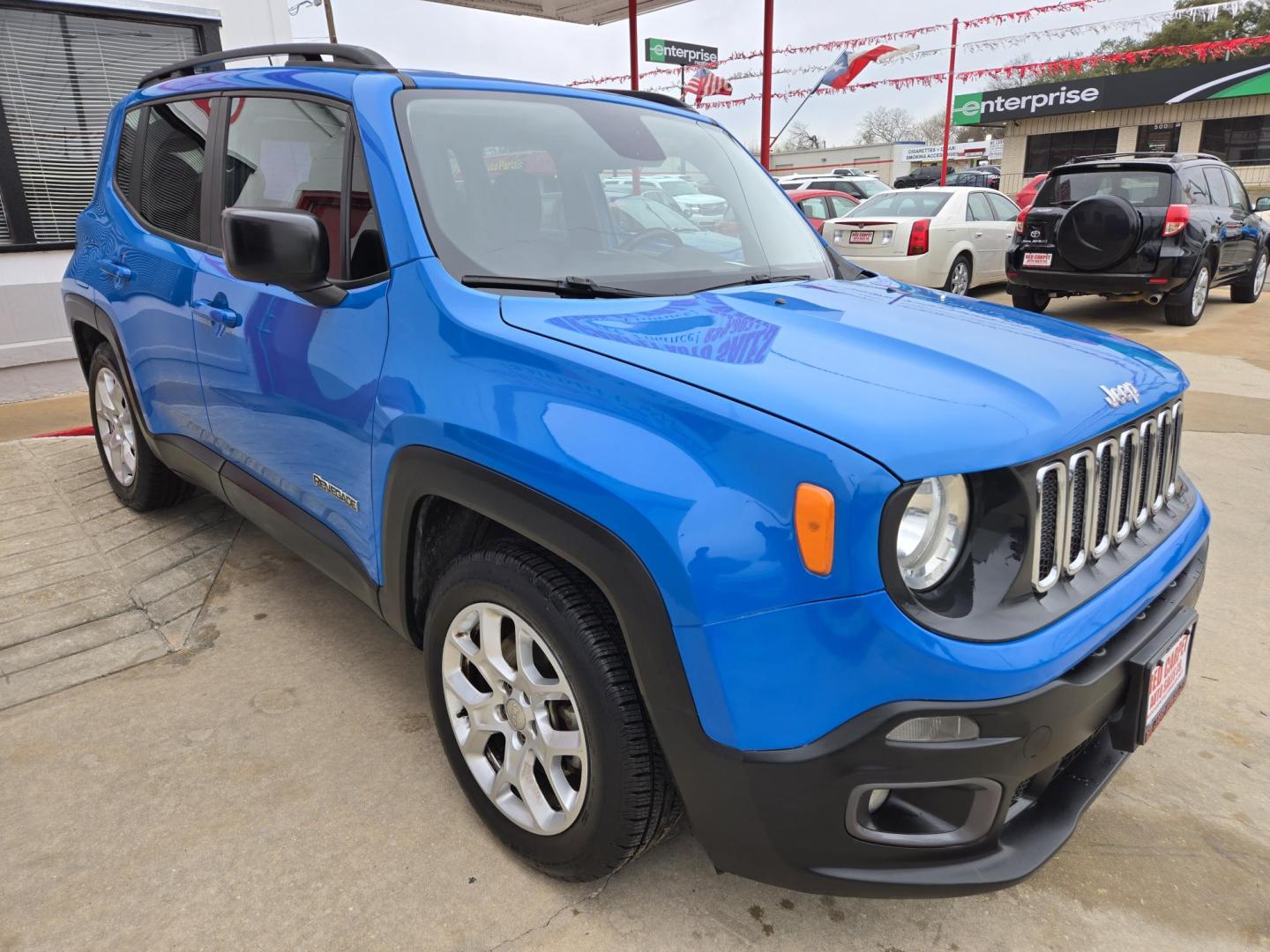 2015 Jeep Renegade Latitude FWD (ZACCJABT4FP) with an 2.4L L4 engine, Automatic transmission, located at 503 West Court, Seguin, TX, 78155, (830) 379-3373, 29.568621, -97.969803 - 2015 Jeep Renegade Latitude FWD with a 2.4L L4, Automatic, Tilt, Cruise, AM/FM/AUX Touchscreen Stereo, Power Windows, Locks and Side Mirrors, Bluetooth, Tinted Windows, Alloy Wheels, Automatic Headlights, Rear Wiper, Rear Defroster and more!! - Photo#1