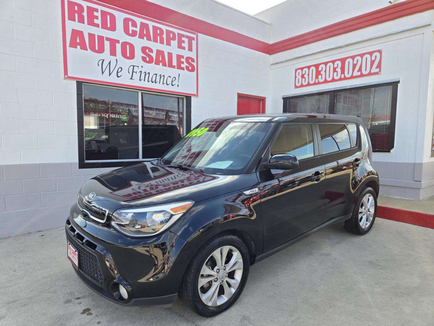 2016 Black Kia Soul + (KNDJP3A51G7) with an 2.0L L4 DOHC 16V engine, 6A transmission, located at 503 West Court, Seguin, TX, 78155, (830) 379-3373, 29.568621, -97.969803 - Photo#0