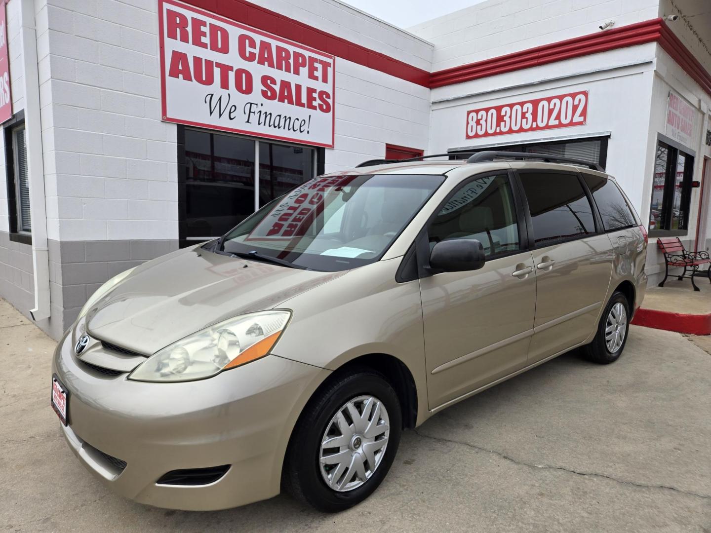 2006 Beige Toyota Sienna CE 7-Passenger Seating (5TDZA23C66S) with an 3.3L V6 DOHC 24V engine, 5-Speed Automatic Overdrive transmission, located at 503 West Court, Seguin, TX, 78155, (830) 379-3373, 29.568621, -97.969803 - 2006 Toyota Sienna CE 7-Passenger Seating with a 3.3L V6 DOHC 24V, Automatic, Tilt, Cruise, AM/FM/CD Stereo, Power Windows, Locks and Side Mirrors, Tinted Windows, Rear A/C, Rear Wiper, Rear Defroster and more!! - Photo#0