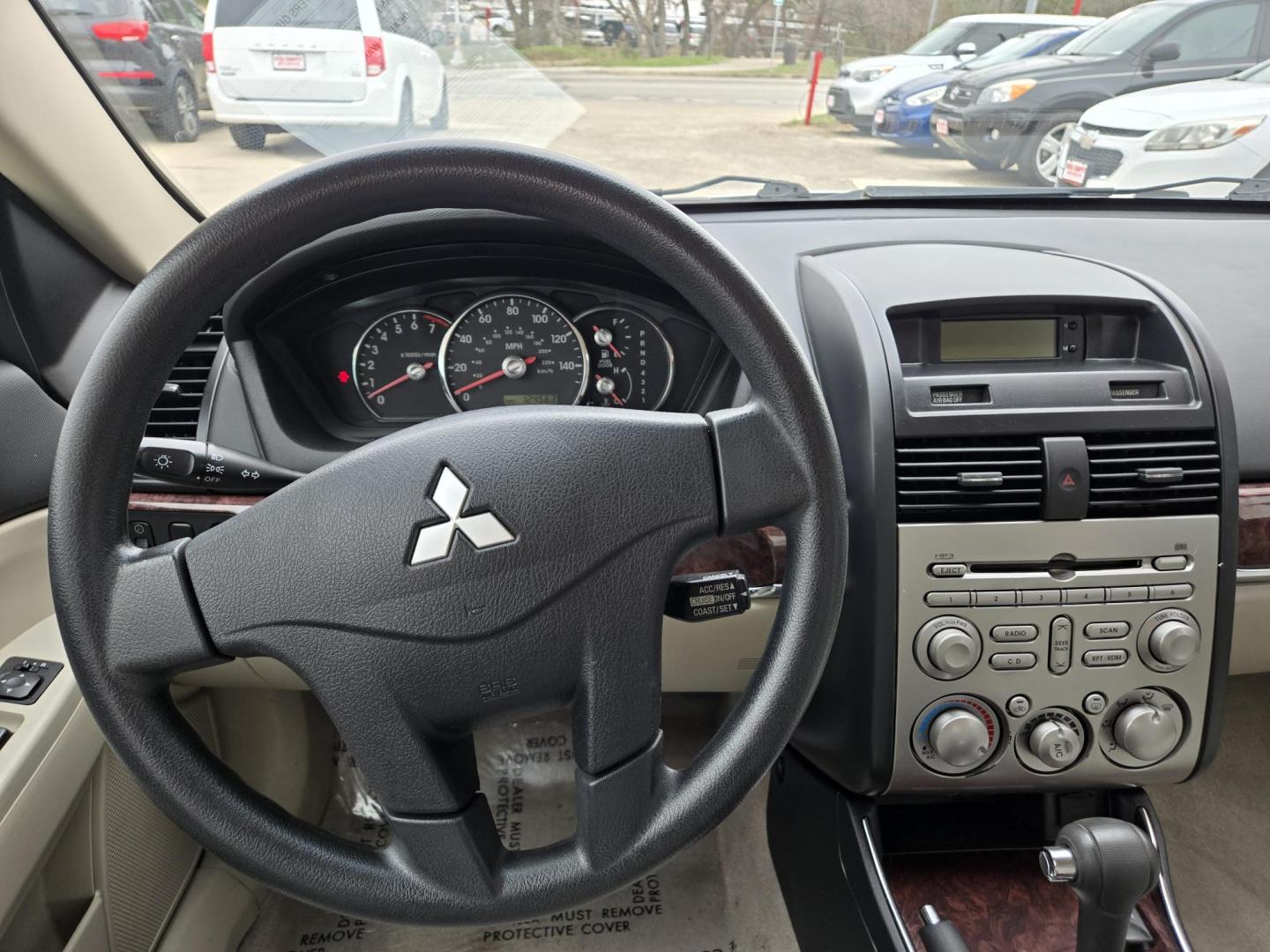 2012 Mitsubishi Galant ES (4A32B3FF3CE) with an 2.4L L4 SOHC 16V engine, 4-Speed Automatic transmission, located at 503 West Court, Seguin, TX, 78155, (830) 379-3373, 29.568621, -97.969803 - 2012 Mitsubishi Galant ES with a 2.4L L4 SOHC 16V, Automatic, Tilt, Cruise, AM/FM/AUX Stereo, Power Windows, Locks and Side Mirrors, Rear Defroster and more!! - Photo#4