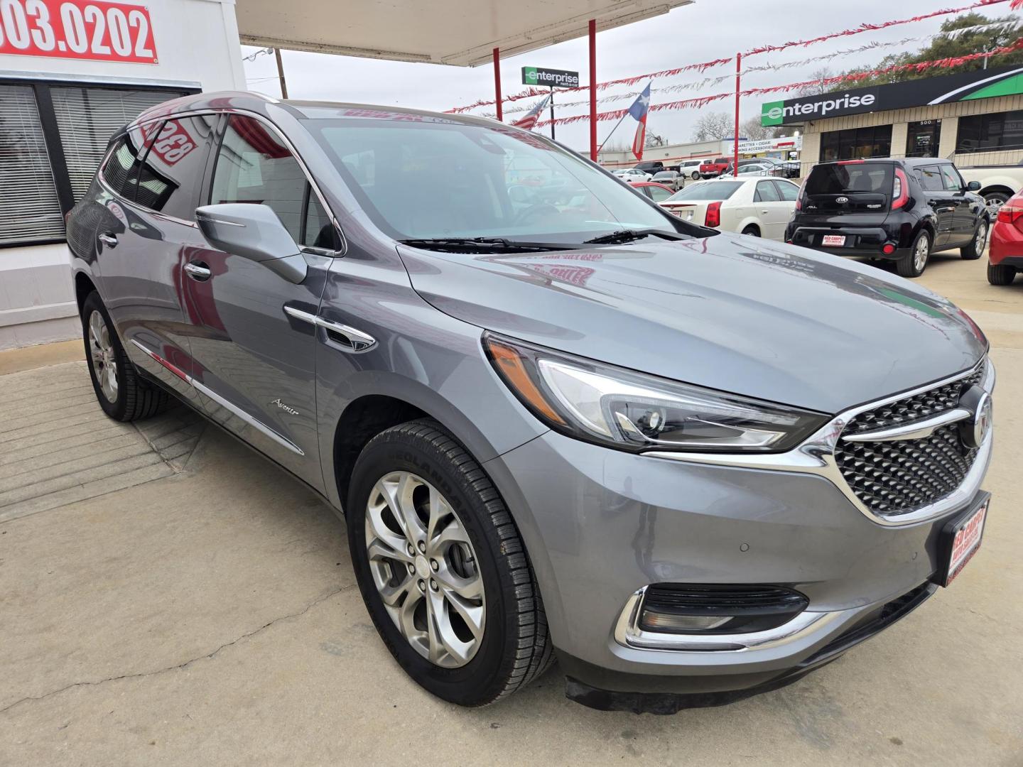 2018 GRAY Buick Enclave Avenir FWD (5GAERDKW2JJ) with an 3.6L V6 DOHC 24V engine, 9A transmission, located at 503 West Court, Seguin, TX, 78155, (830) 379-3373, 29.568621, -97.969803 - 2018 Buick Enclave Avenir FWD with a 3.6L V6 DOHC 24V, Automatic, Tilt, Cruise, AM/FM/AUX Touchscreen Stereo, Power Windows, Locks, Seats and Side Mirrors, Bluetooth, Leather Seating, Dual Climate Control, Rear A/C, Heated and Cooled Seats, Power Sunroof, Third Row Seating, Power Rear Hatch, Onstar - Photo#1