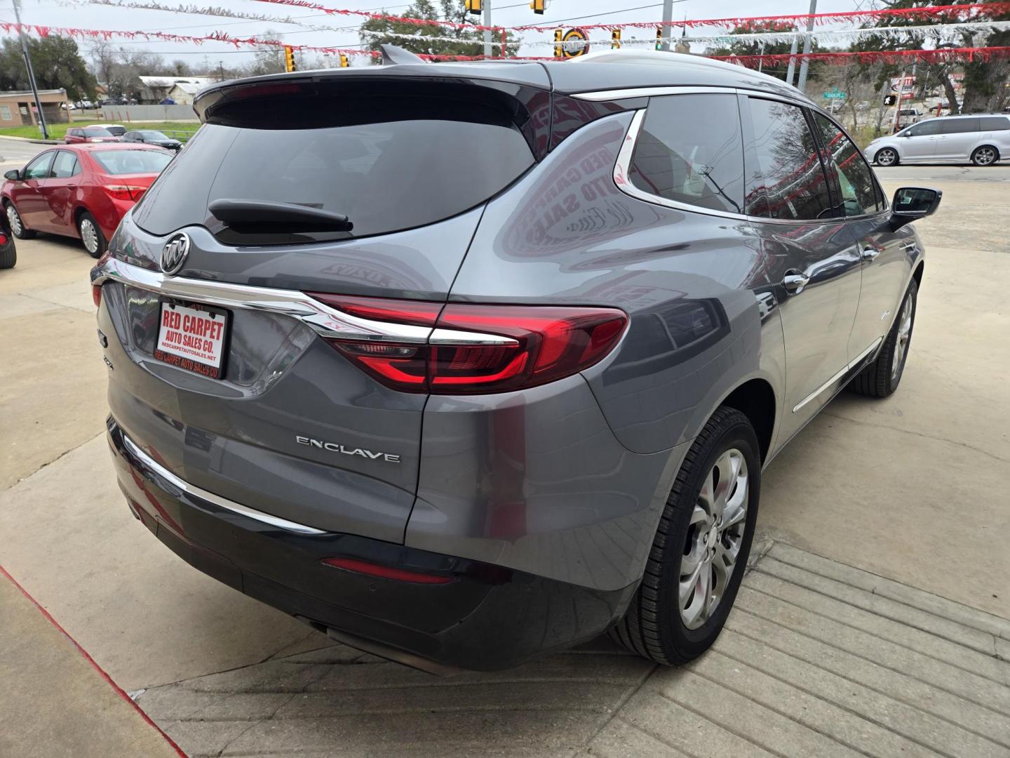 2018 GRAY Buick Enclave Avenir FWD (5GAERDKW2JJ) with an 3.6L V6 DOHC 24V engine, 9A transmission, located at 503 West Court, Seguin, TX, 78155, (830) 379-3373, 29.568621, -97.969803 - 2018 Buick Enclave Avenir FWD with a 3.6L V6 DOHC 24V, Automatic, Tilt, Cruise, AM/FM/AUX Touchscreen Stereo, Power Windows, Locks, Seats and Side Mirrors, Bluetooth, Leather Seating, Dual Climate Control, Rear A/C, Heated and Cooled Seats, Power Sunroof, Third Row Seating, Power Rear Hatch, Onstar - Photo#2