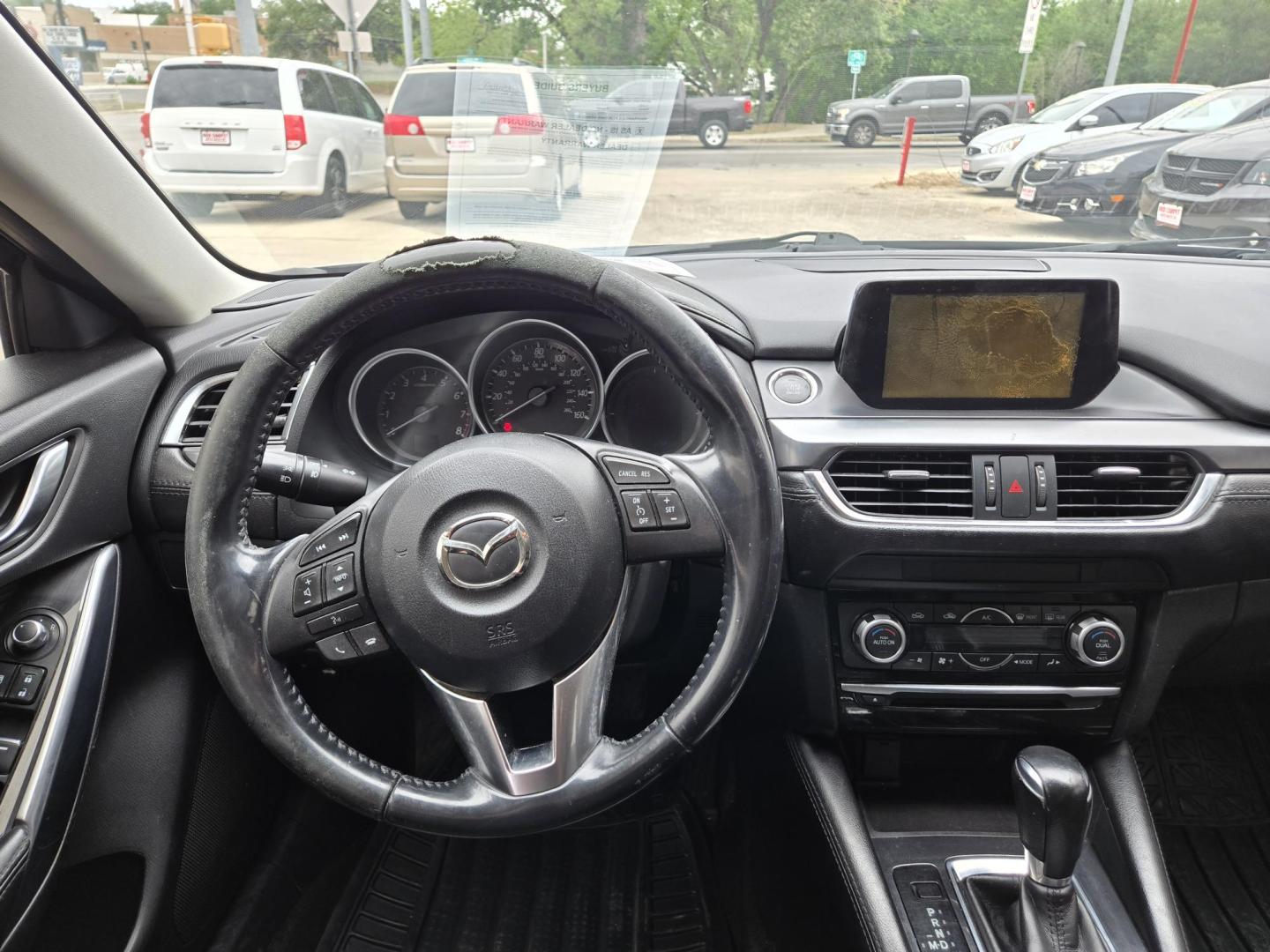 2016 SILVER Mazda Mazda6 i Touring (JM1GJ1V58G1) with an 2.5L L4 DOHC 16V engine, 6-Speed Automatic transmission, located at 503 West Court, Seguin, TX, 78155, (830) 379-3373, 29.568621, -97.969803 - 2016 Mazda Mazda6 i Touring with a 2.5L L4 DOHC 16V, Automatic, Tilt, Cruise, AM/FM/CD Stereo, Power Windows, Locks, Seat and Side Mirrors, Leather Seating, Bluetooth, Tinted Windows, Dual Climate Control, Alloy Wheels, Backup Camera, Rear Defroster and more!! - Photo#5